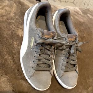 Puma Soft Foam Grey Tennis Shoe’s